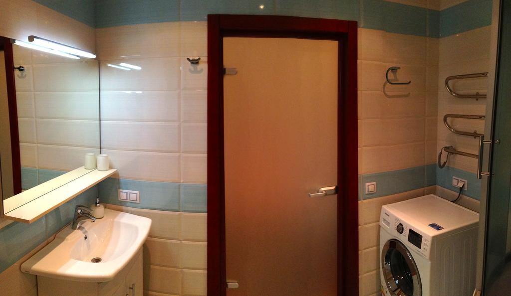 Apartment Mihailovskaya Kiev Luaran gambar
